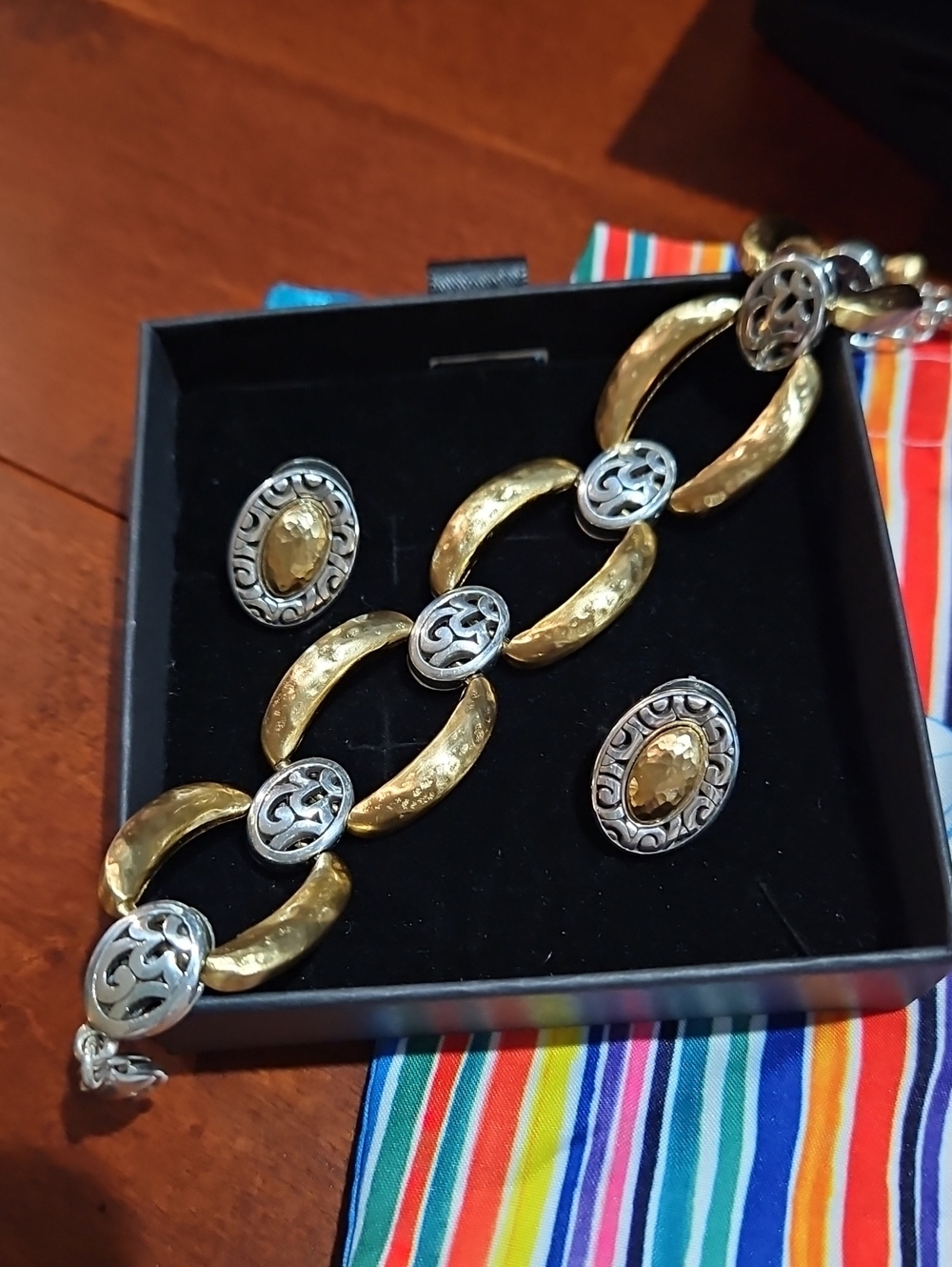 🧡 BIG SALE Brighton Two-Tone Gold & Silver Link Bracelet & Pierced Earrings Set - Picture 7 of 8